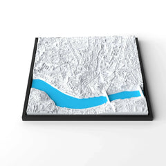 3D gedrucktes Stadtmodell Porto eingerahmt für deine Wand - CraftedCity