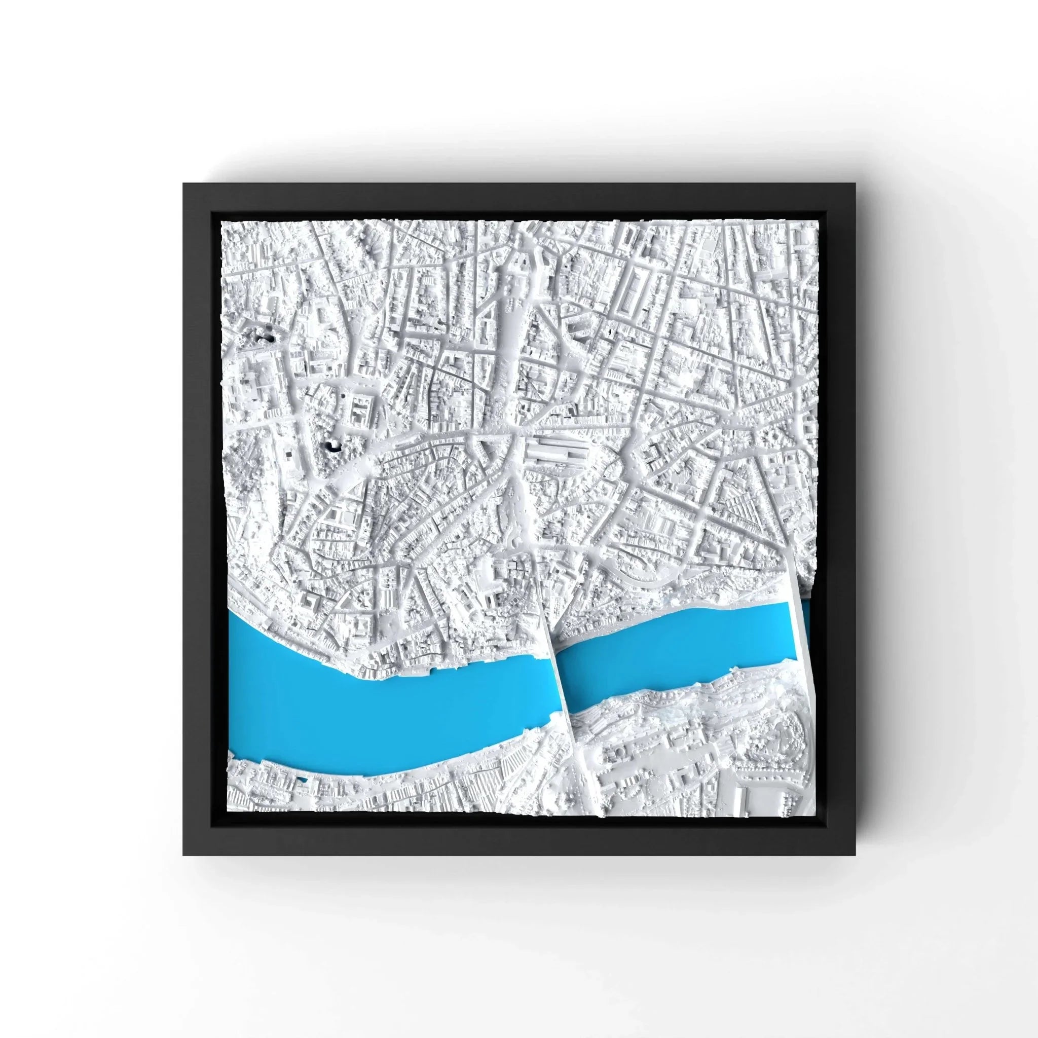 3D gedrucktes Stadtmodell Porto eingerahmt für deine Wand - CraftedCity