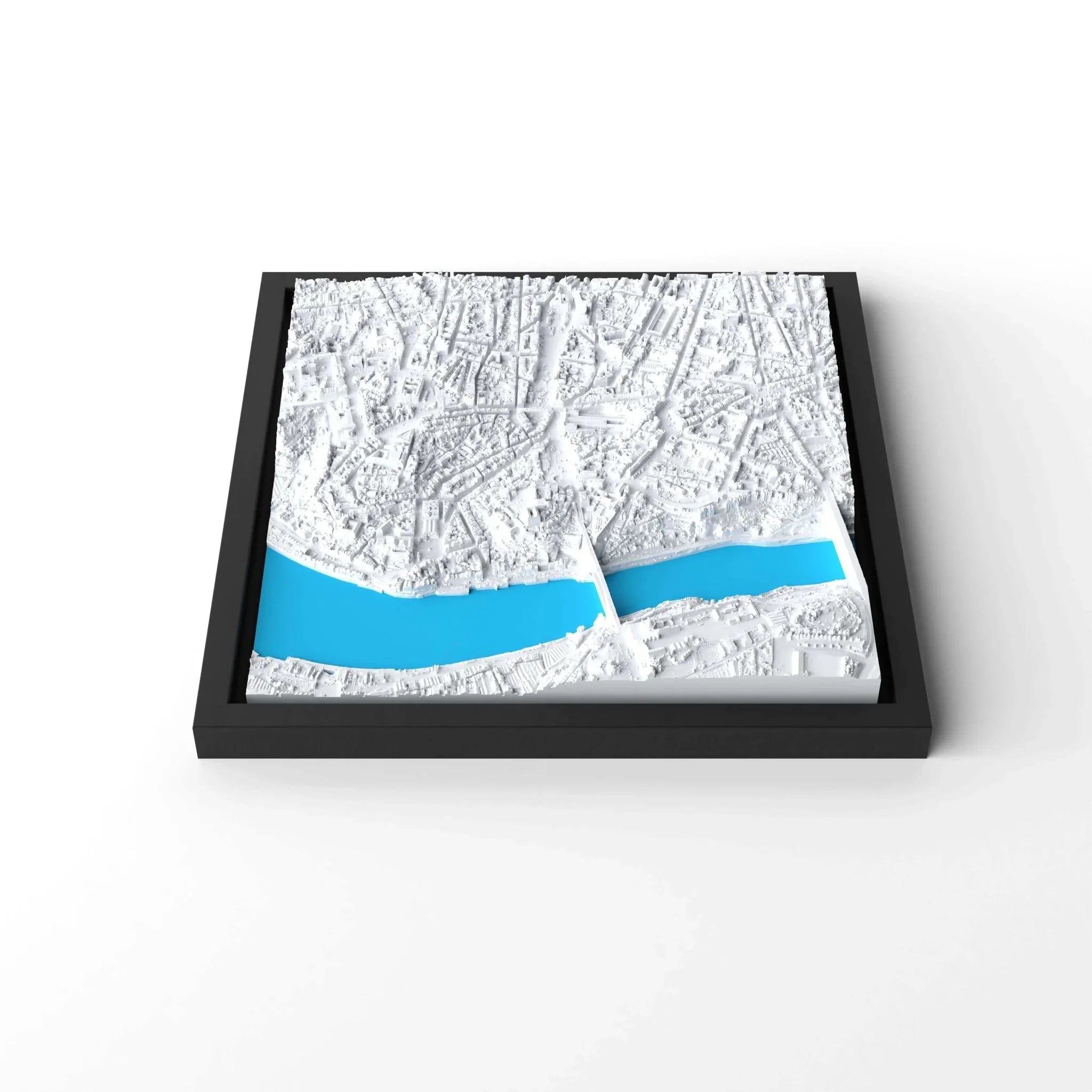 3D gedrucktes Stadtmodell Porto eingerahmt für deine Wand - CraftedCity