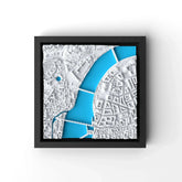 3D gedrucktes Stadtmodell Prag eingerahmt für deine Wand - CraftedCity