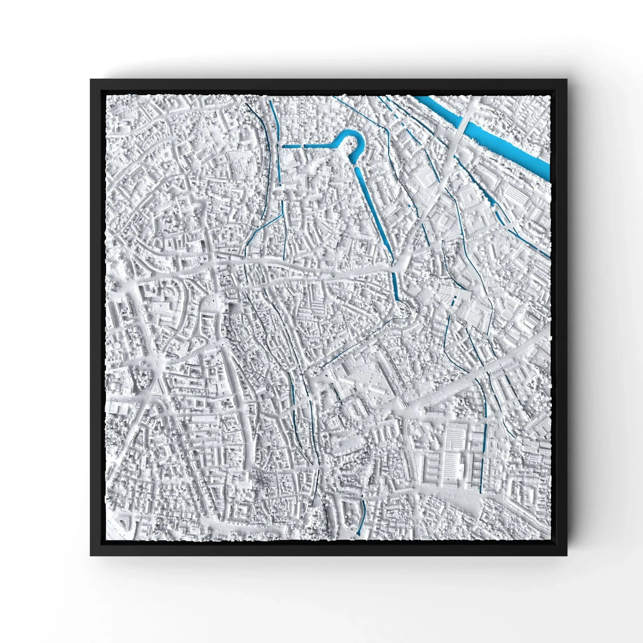 3D gedrucktes Stadtmodell Augsburg eingerahmt für deine Wand - CraftedCity