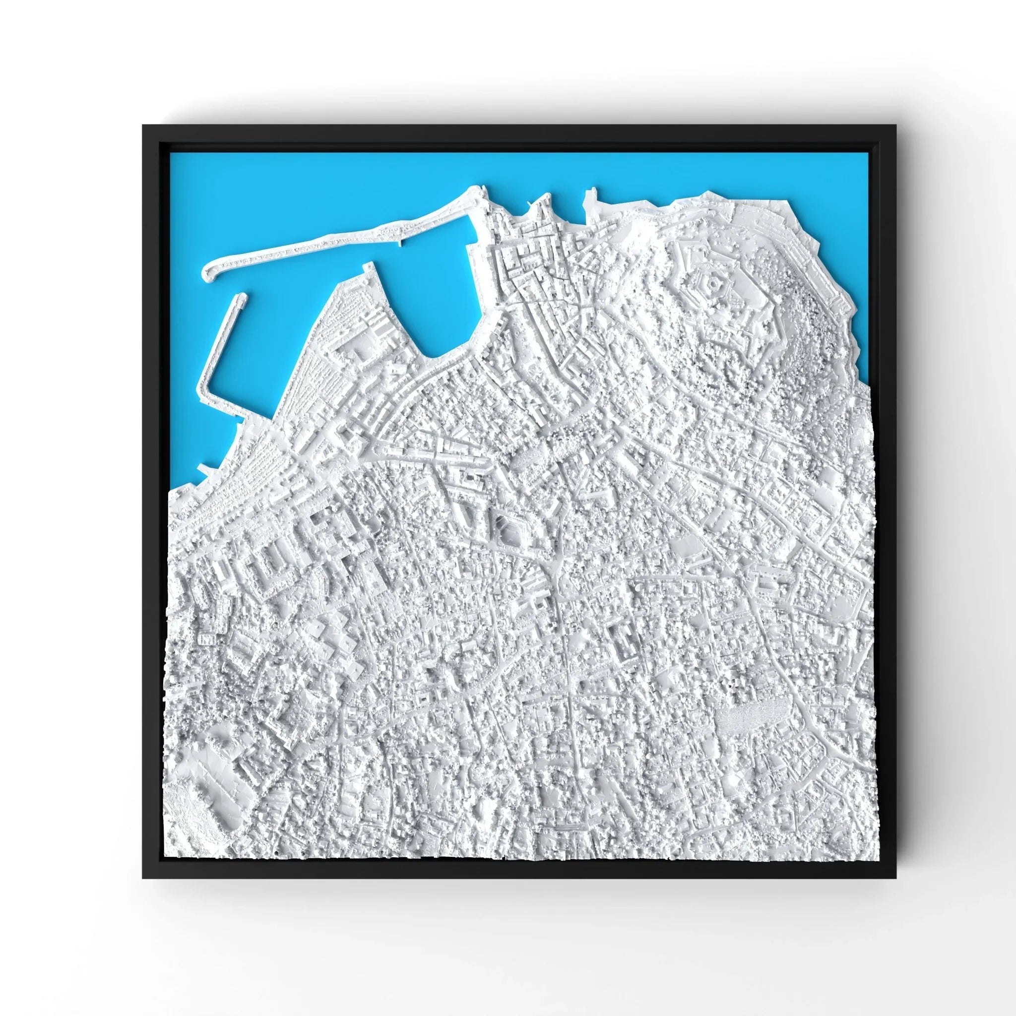 3D gedrucktes Stadtmodell Saint - Tropez eingerahmt für deine Wand - CraftedCity